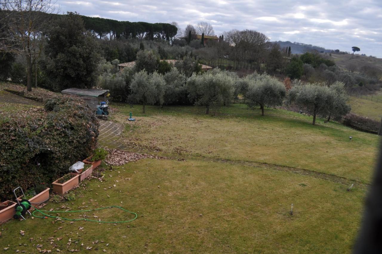 Casale Vicino Al Golf Nazionale Bed & Breakfast Monterosi Exterior photo